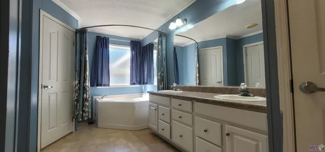 $175,000 | 10944 Monroe Perkins Road, Denham Springs, LA 70726