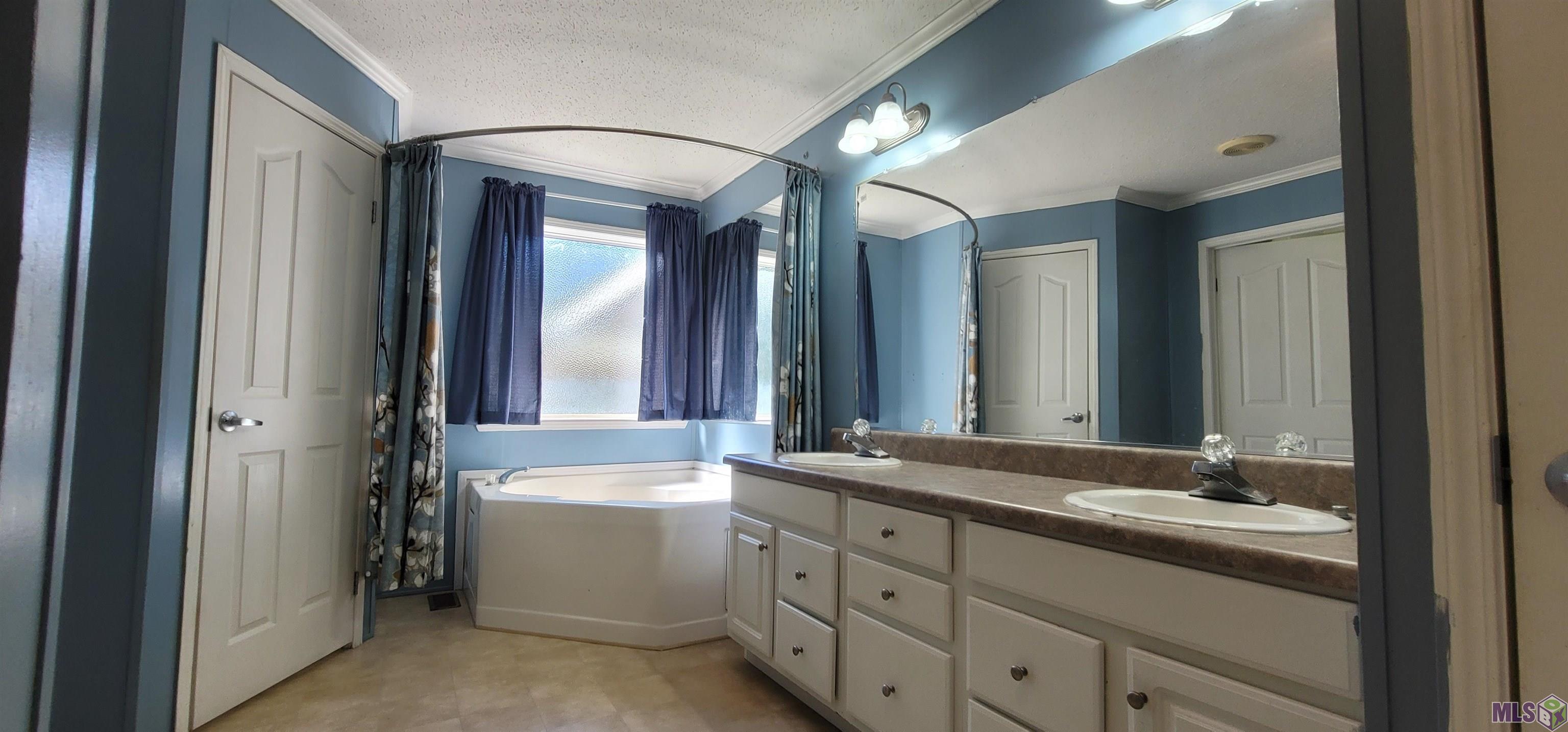 10944 Monroe Perkins Road Denham Springs, LA 70726 - Photo 10 of 27