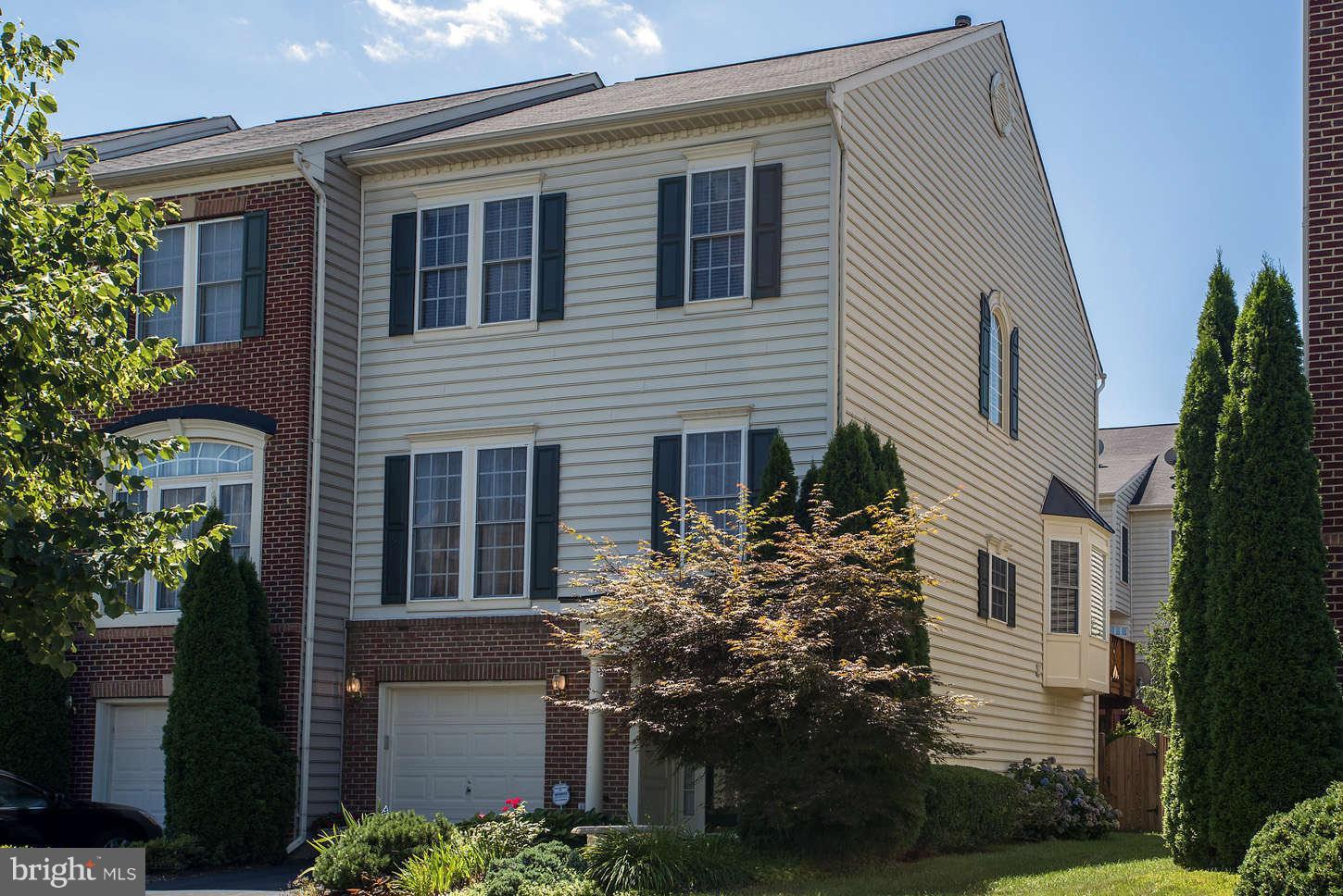 12 Rockingham Court Germantown, MD 20874 - Photo 1 of 27 Exterior Front