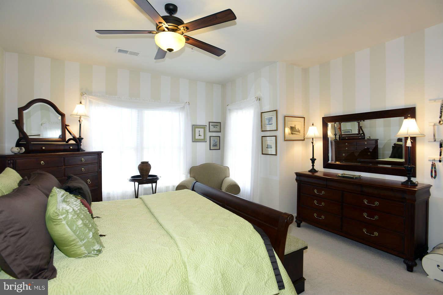 12 Rockingham Court Germantown, MD 20874 - Photo 16 of 27 Bedroom Master