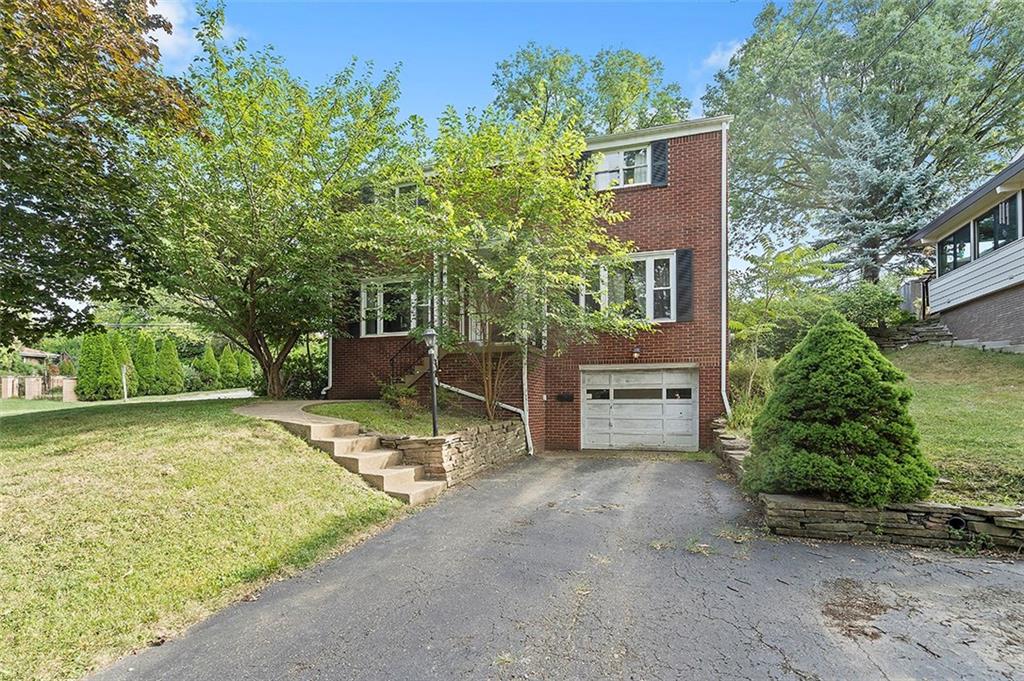 2401 Marbury Road Pittsburgh, PA 15221 - Photo 1 of 25 Gallery Image 1
