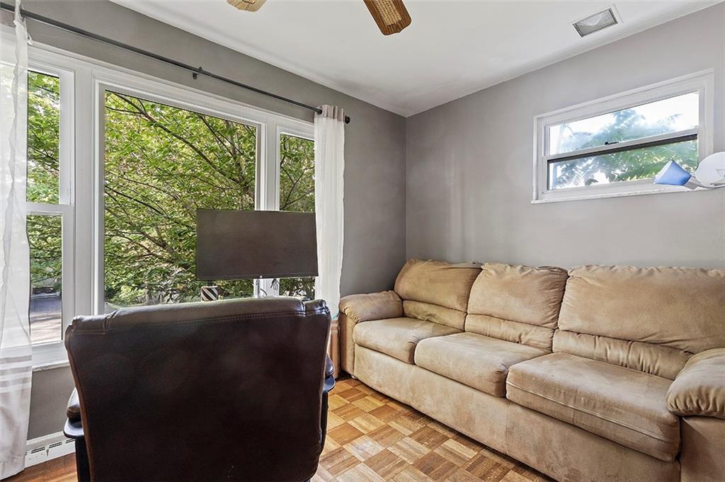 2401 Marbury Road Pittsburgh, PA 15221 - Photo 11 of 25 Gallery Image 11