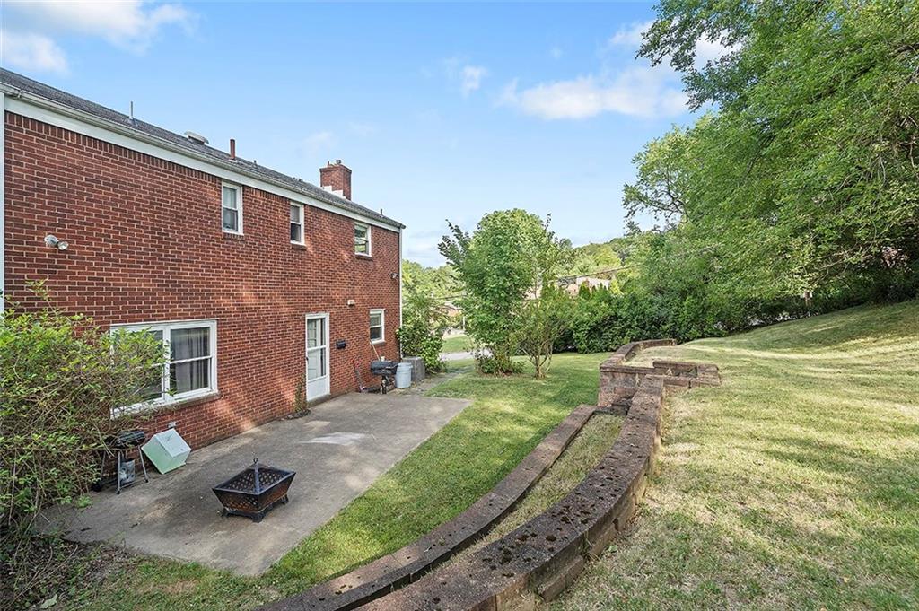 2401 Marbury Road Pittsburgh, PA 15221 - Photo 24 of 25 Gallery Image 24