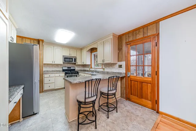 $600,000 | 1103 Warren Avenue, Cary, NC 27511