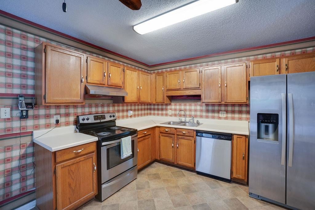 104 Toomer Road Perry, GA 31069 - Photo 5 of 17 Gallery Image 5