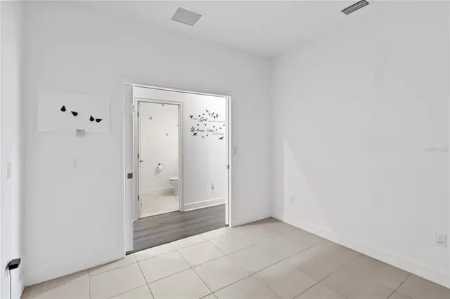 $379,900 | 10934 Wendover Drive, Palmetto, FL 34221