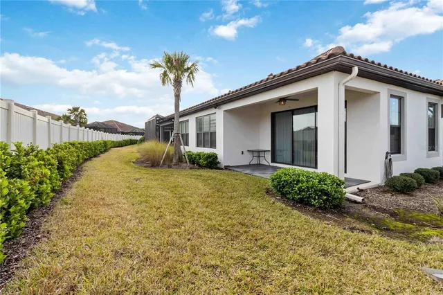 $379,900 | 10934 Wendover Drive, Palmetto, FL 34221