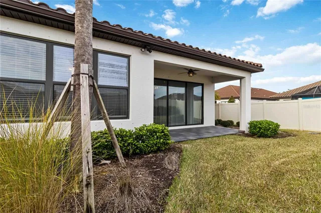 $379,900 | 10934 Wendover Drive, Palmetto, FL 34221