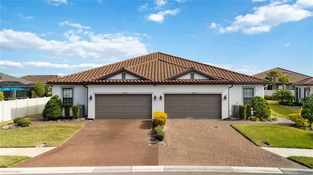 $379,900 | 10934 Wendover Drive, Palmetto, FL 34221