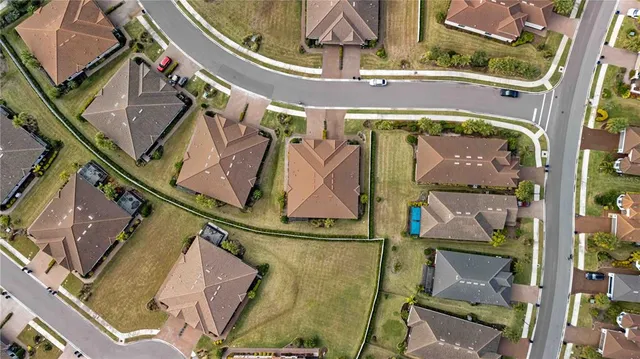 $379,900 | 10934 Wendover Drive, Palmetto, FL 34221