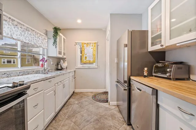 $550,000 | 265 Lincoln Street, South Portland, ME 04106