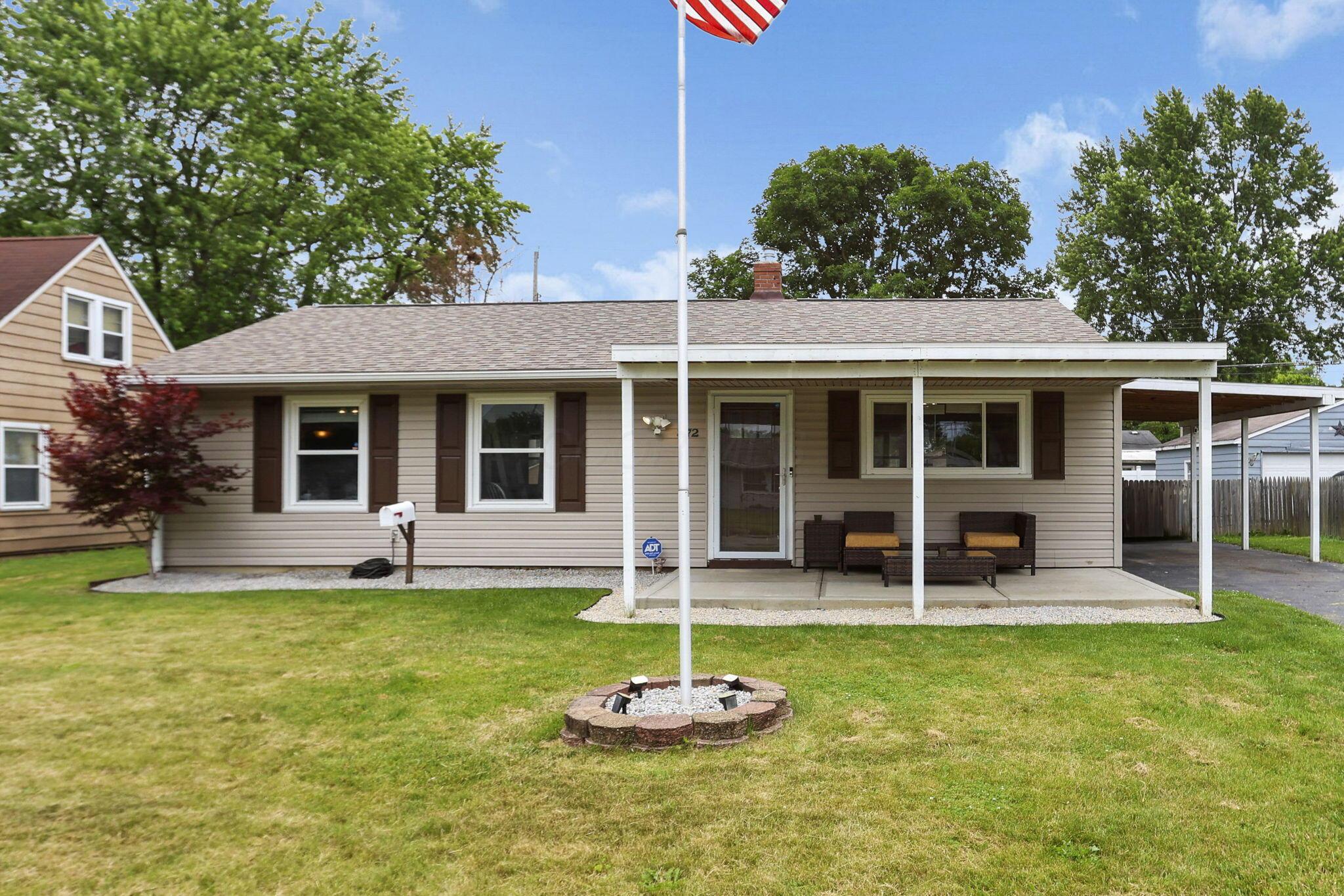 372 Sturbridge Road Columbus, OH 43228 - Photo 5 of 50 Front of House