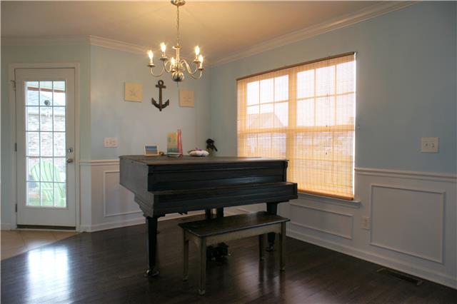 565 County Farm Road Murfreesboro, TN 37127 - Photo 5 of 12 Dining Room
