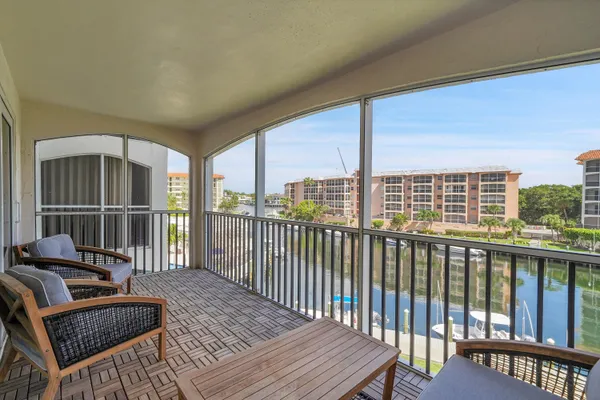 $3,700 | 2871 North Ocean Boulevard, Unit M338, Boca Raton, FL 33431