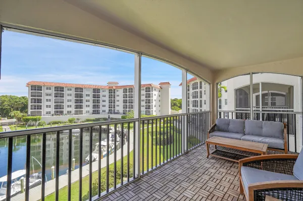 $3,700 | 2871 North Ocean Boulevard, Unit M338, Boca Raton, FL 33431