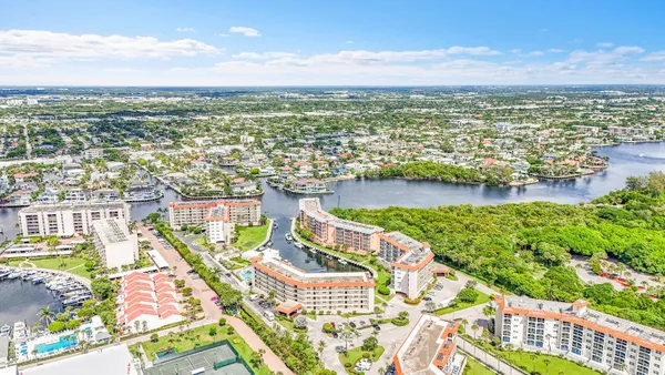 $3,700 | 2871 North Ocean Boulevard, Unit M338, Boca Raton, FL 33431