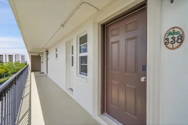 $3,700 | 2871 North Ocean Boulevard, Unit M338, Boca Raton, FL 33431