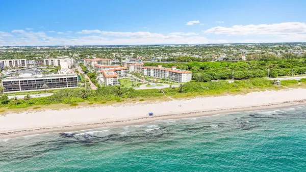 $3,700 | 2871 North Ocean Boulevard, Unit M338, Boca Raton, FL 33431