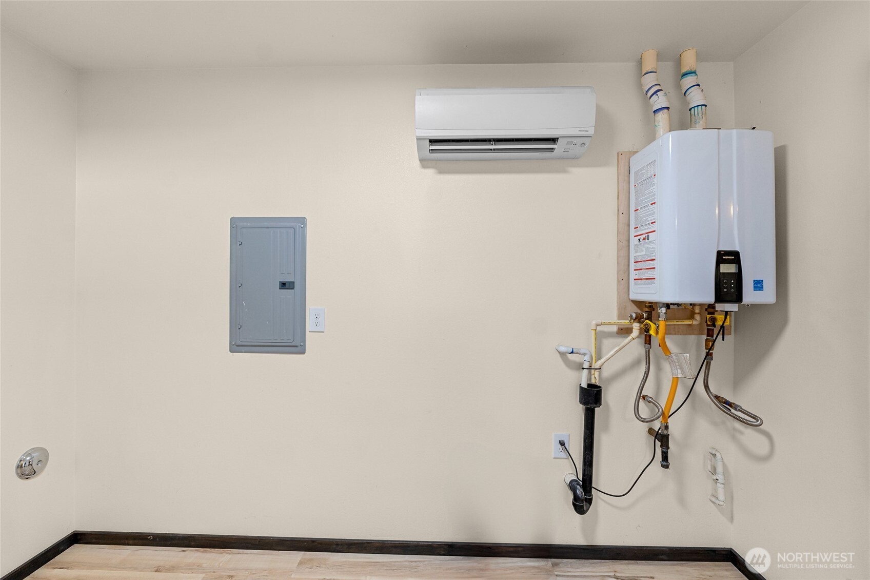 15 Miyoko Point Road Republic, WA 99166 - Photo 26 of 38 a picture of wall painting on a wall with glass door