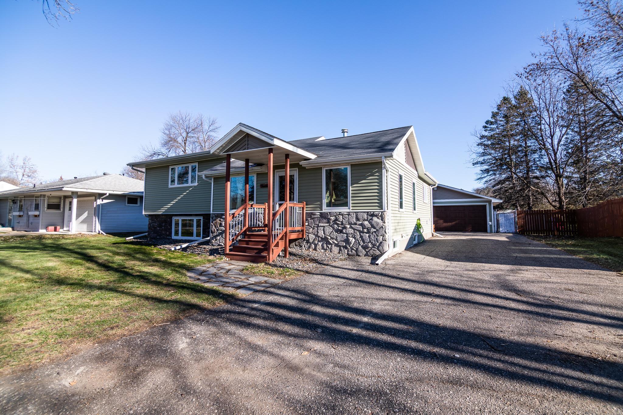 715 Cardinal Lane Alexandria, MN 56308 - Photo 1 of 1