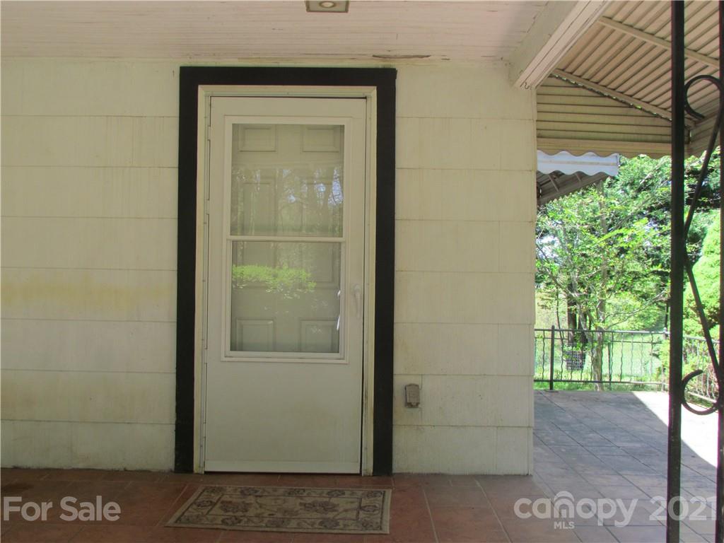 419 Jackson Road Fletcher, NC 28732 - Photo 2 of 18 Gallery Image 2