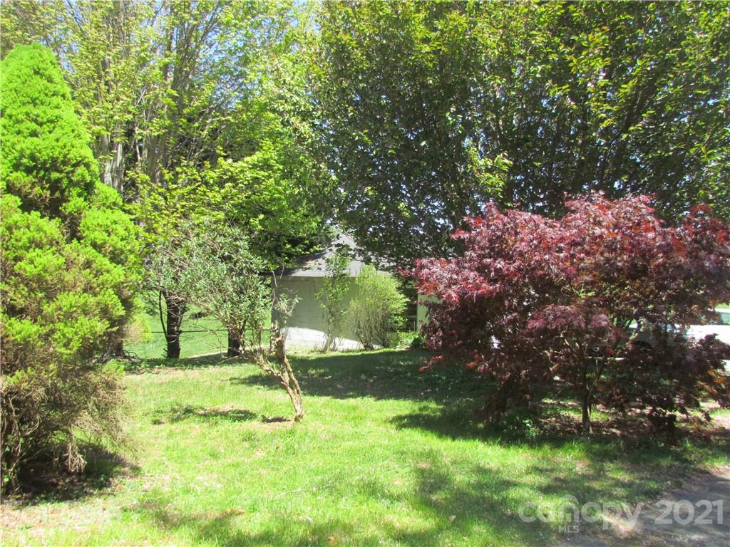 419 Jackson Road Fletcher, NC 28732 - Photo 17 of 18 Gallery Image 17