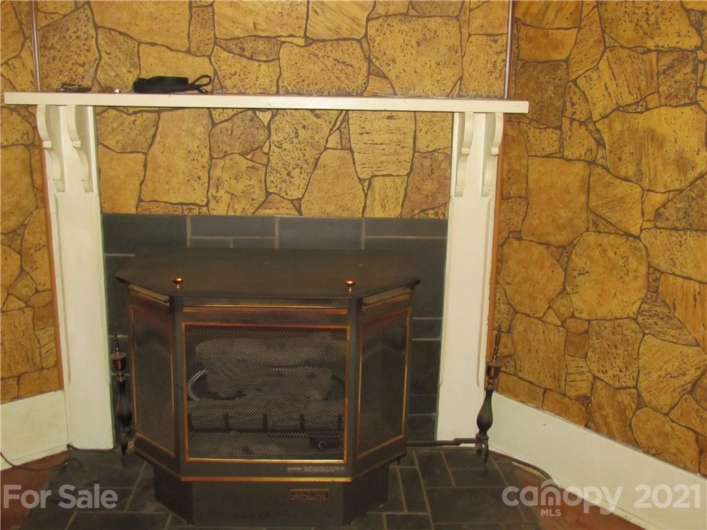 419 Jackson Road Fletcher, NC 28732 - Photo 9 of 18 Gallery Image 9