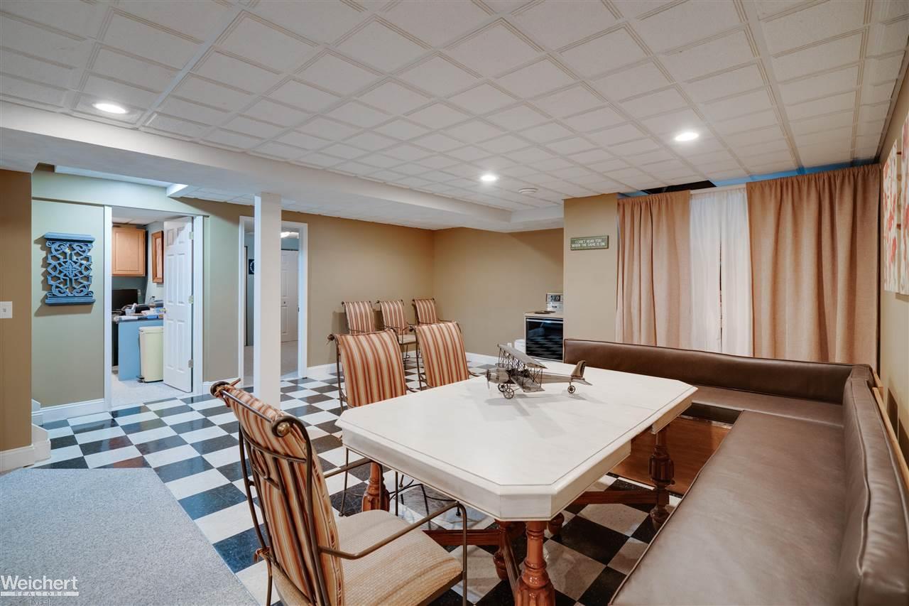17987 Rocco Drive Macomb, MI 48044 - Photo 43 of 48