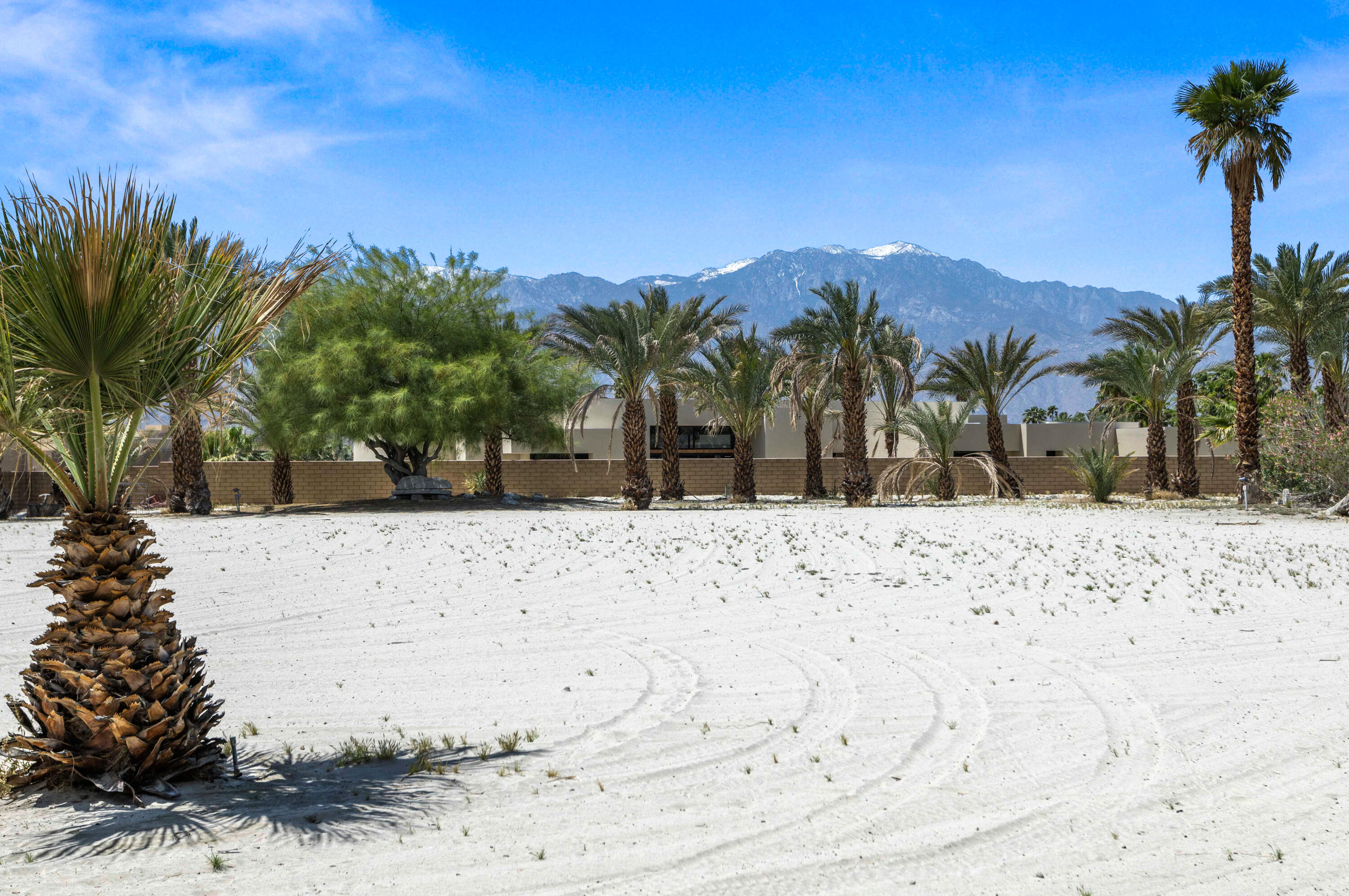 71246 Cypress Lane Rancho Mirage, CA 92270 - Photo 19 of 30 a view of outdoor space with palm trees