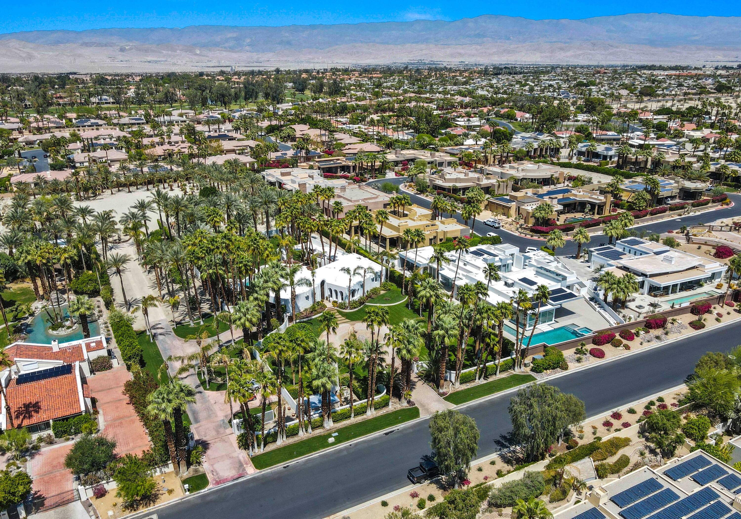71246 Cypress Lane Rancho Mirage, CA 92270 - Photo 29 of 30 an aerial view of a city with lots of residential buildings