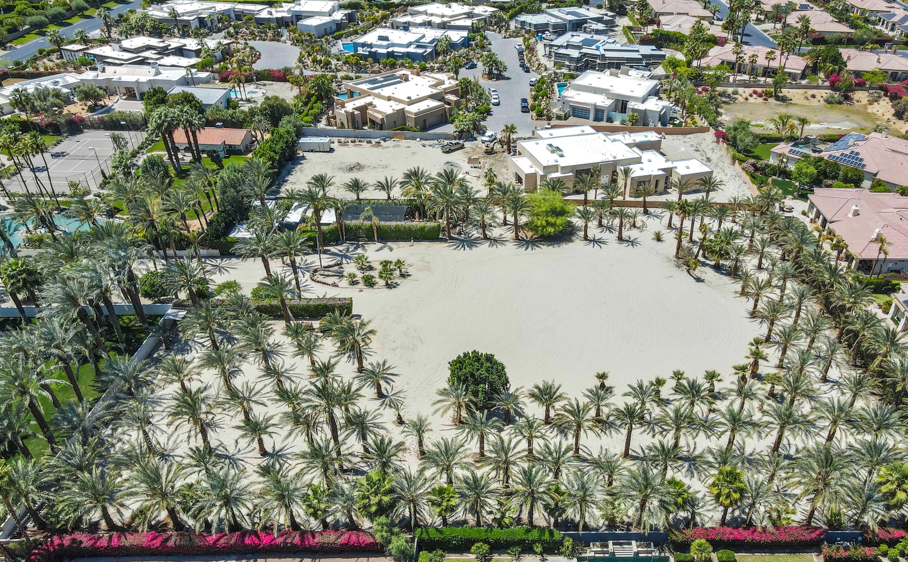 71246 Cypress Lane Rancho Mirage, CA 92270 - Photo 4 of 30 a view of a lake