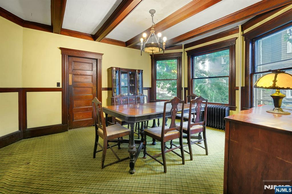 176 Mountain Way Rutherford, NJ 07070 - Photo 12 of 28