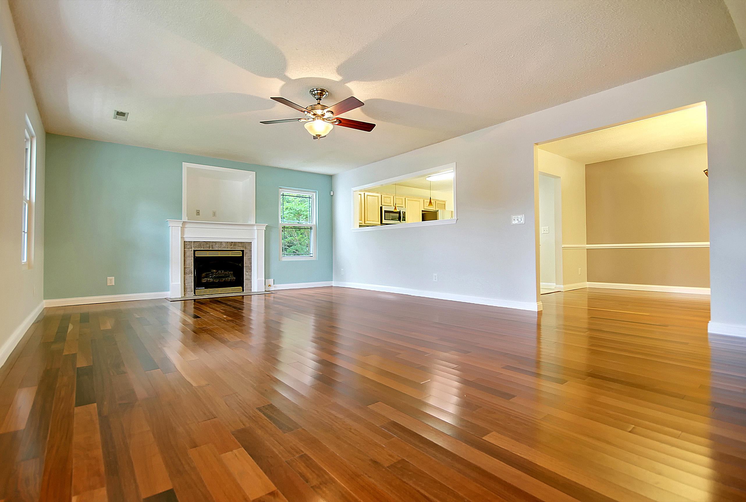 205 Burnham Road Summerville, SC 29485 - Photo 11 of 46 IMG_1811_IMG_1814 copy