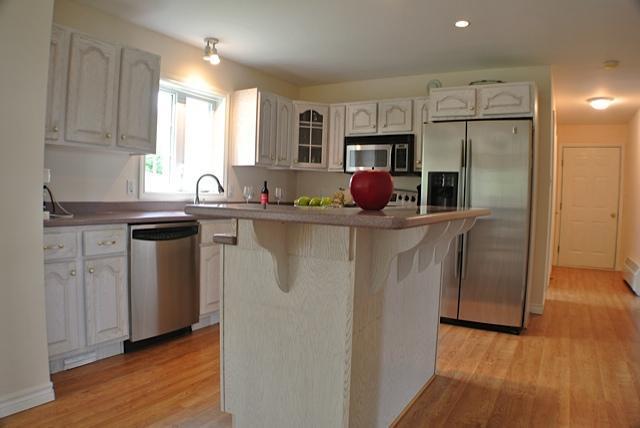 628 Blackstrap Road Falmouth, ME 04105 - Photo 5 of 23 Kitchen.