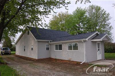 5741 Birch Run Road Birch Run, MI 48415 - Photo 3 of 13 20201382-2.JPG