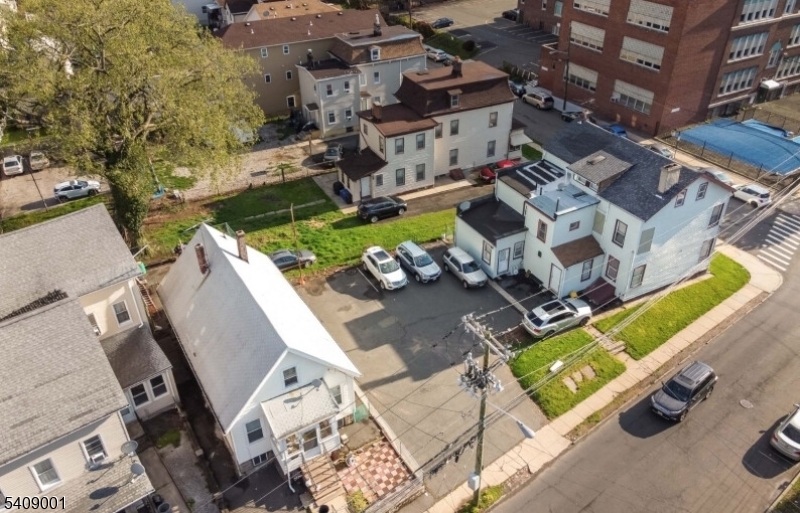 147 Liberty Street Elizabeth, NJ 07202 - Photo 1 of 4