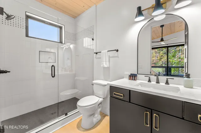 $1,699,000 | 4143 Fontaine Way, Gatlinburg, TN 37738