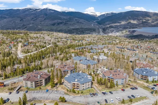 a view of a lot of trees and houses