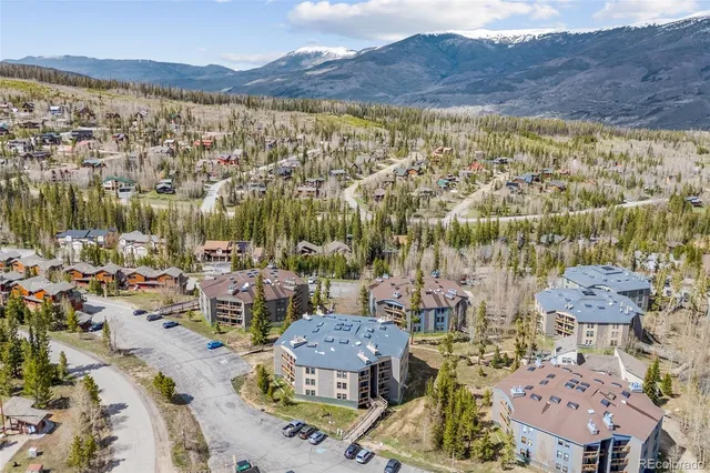 $364,000 | 4400 Lodgepole Circle, Unit 101, Silverthorne, CO 80498