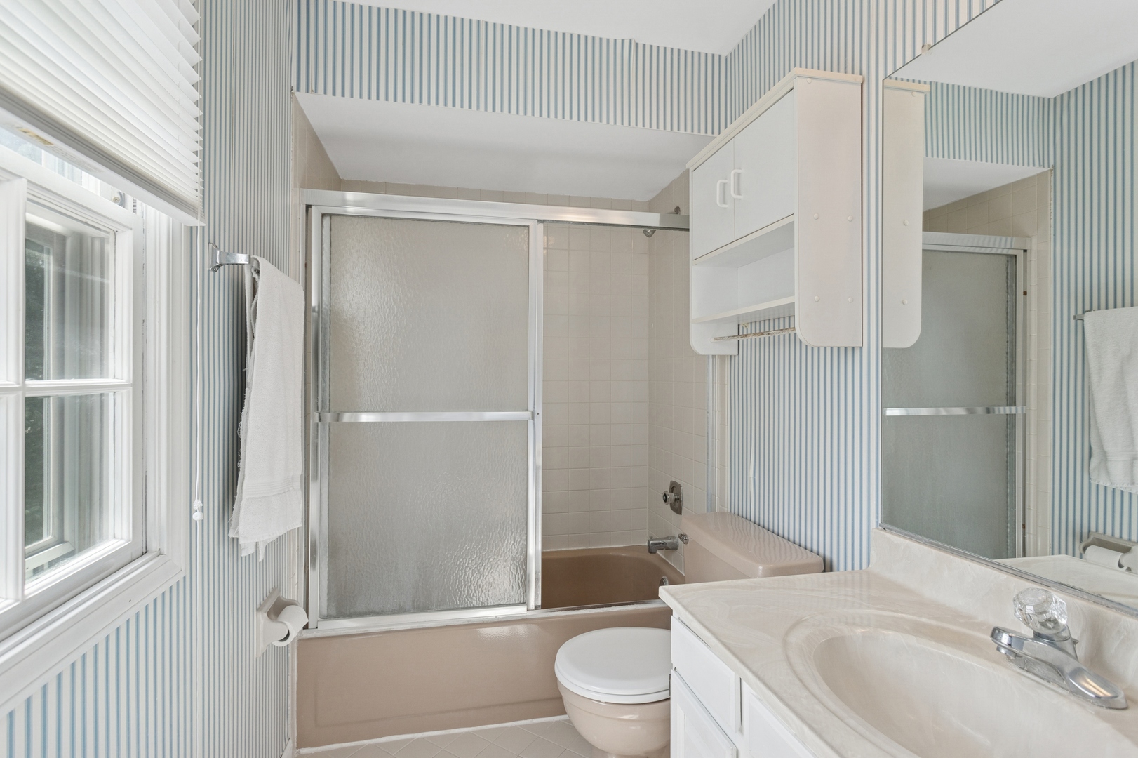 1212 Brighton Road Naperville, IL 60563 - Photo 9 of 17 Gallery Image 9
