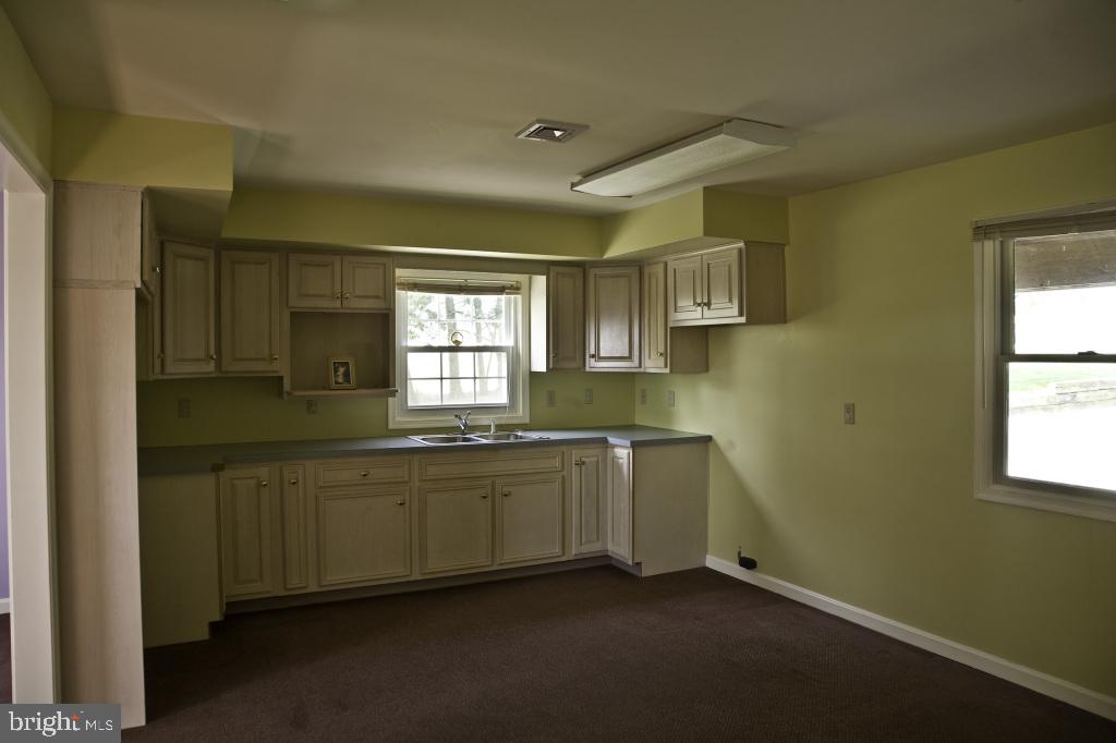 70 North Esbenshade Road Manheim, PA 17545 - Photo 6 of 7 Gallery Image 6