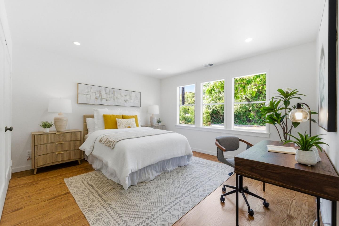2351 Louis Road Palo Alto, CA 94303 - Photo 10 of 42