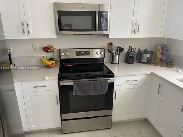 $3,500 | 11064 West 33rd Way, Unit 11064, Hialeah Gardens, FL 33018