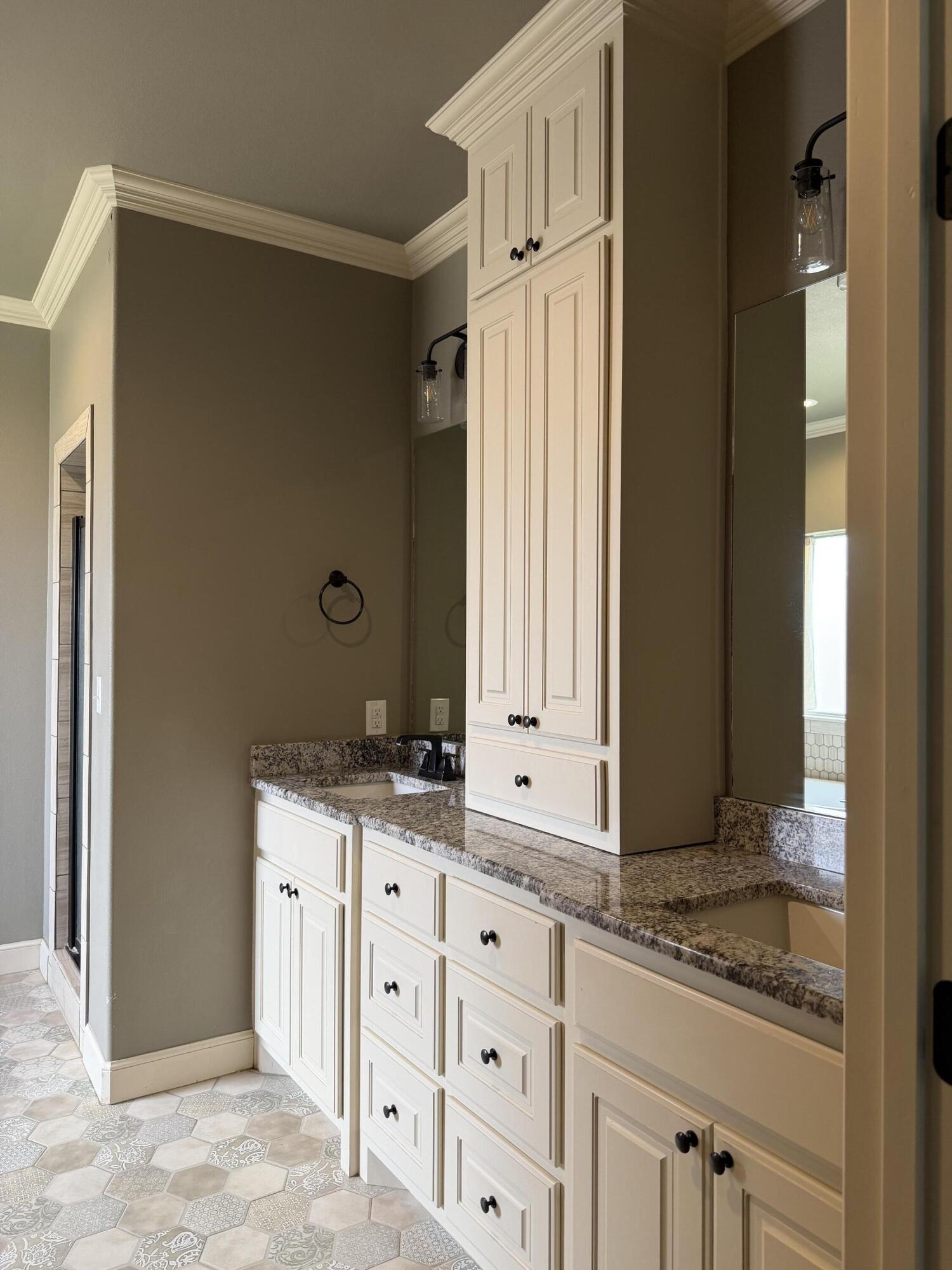 1131 17th Street Shallowater, TX 79363 - Photo 3 of 6 IMG_6616