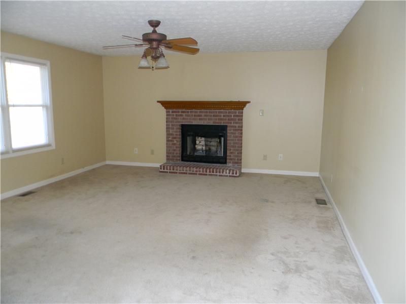 4480 Egbert Road Martinsville, IN 46151 - Photo 6 of 15 Gallery Image 6