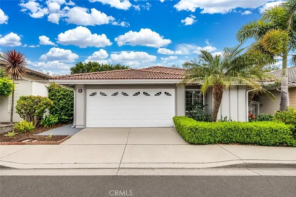 $4,450 | 39 Castillo, Irvine, CA 92620