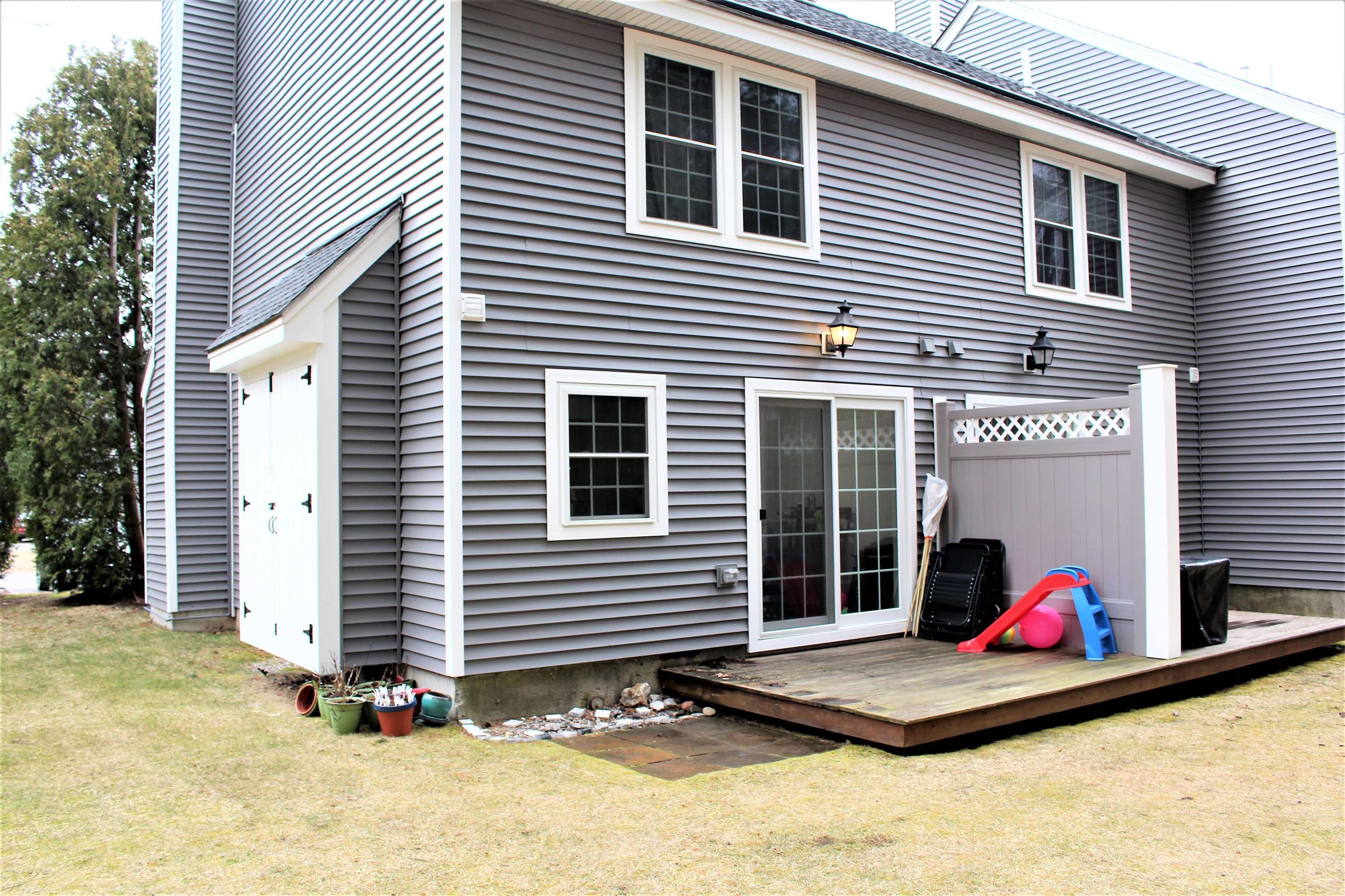 6 Northeast Village Road Concord, NH 03301 - Photo 2 of 23