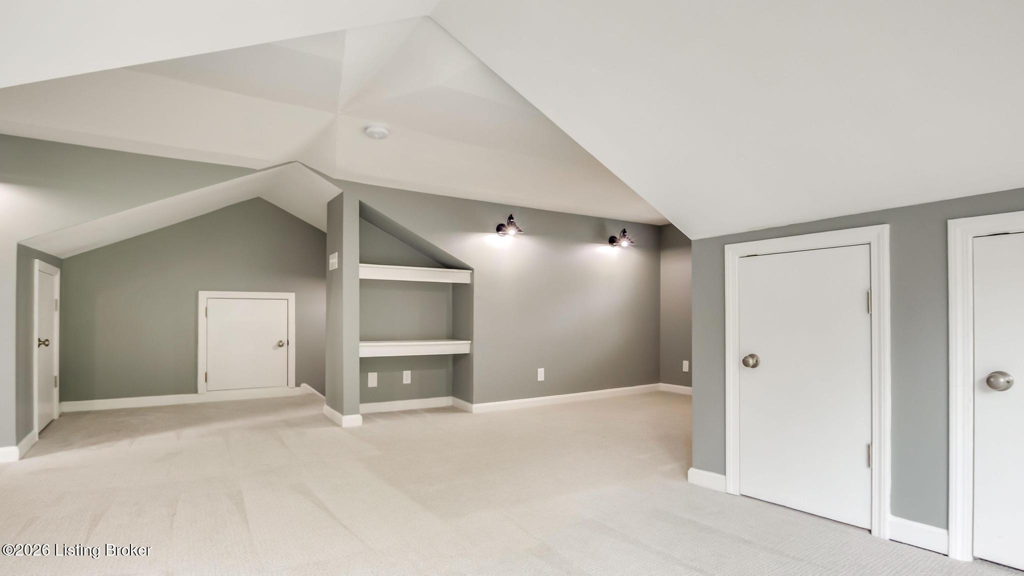 634 Country Club Road Louisville, KY 40206 - Photo 27 of 35 Family Room