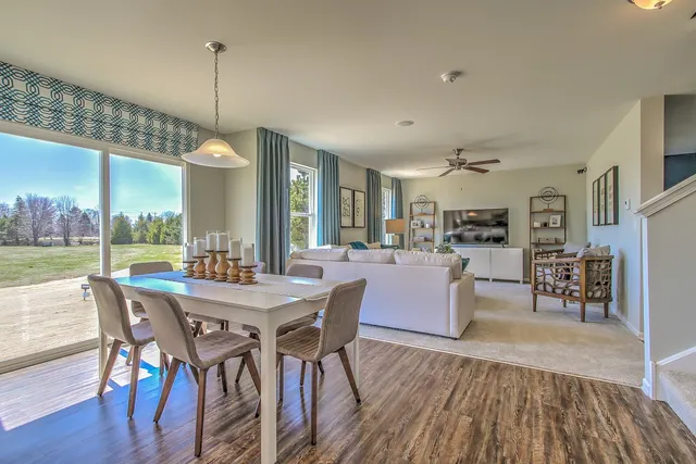 $456,490 | 1792 Breton Avenue, North Aurora, IL 60542