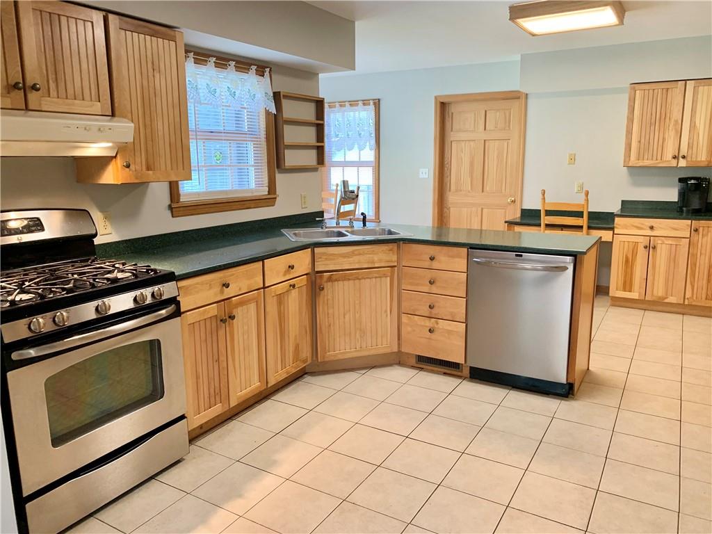 152 Heck Road Sarver, PA 16055 - Photo 5 of 25